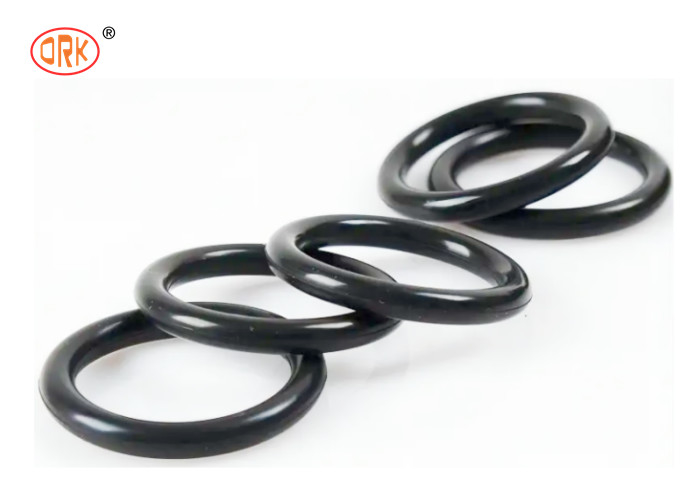 Black 70 Shore Oil and Fuel Neoprene Rubber O Ring Size untuk Semikonduktor Segel Karet